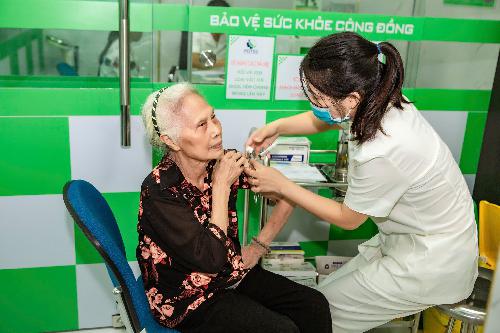 phòng tiêm